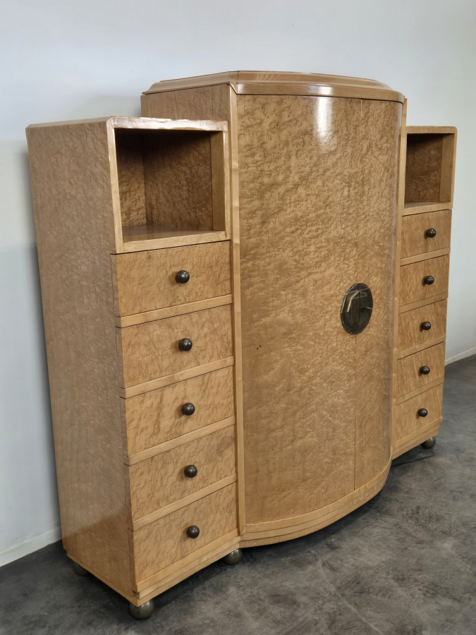 Meuble de rangement en loupe d'amboine