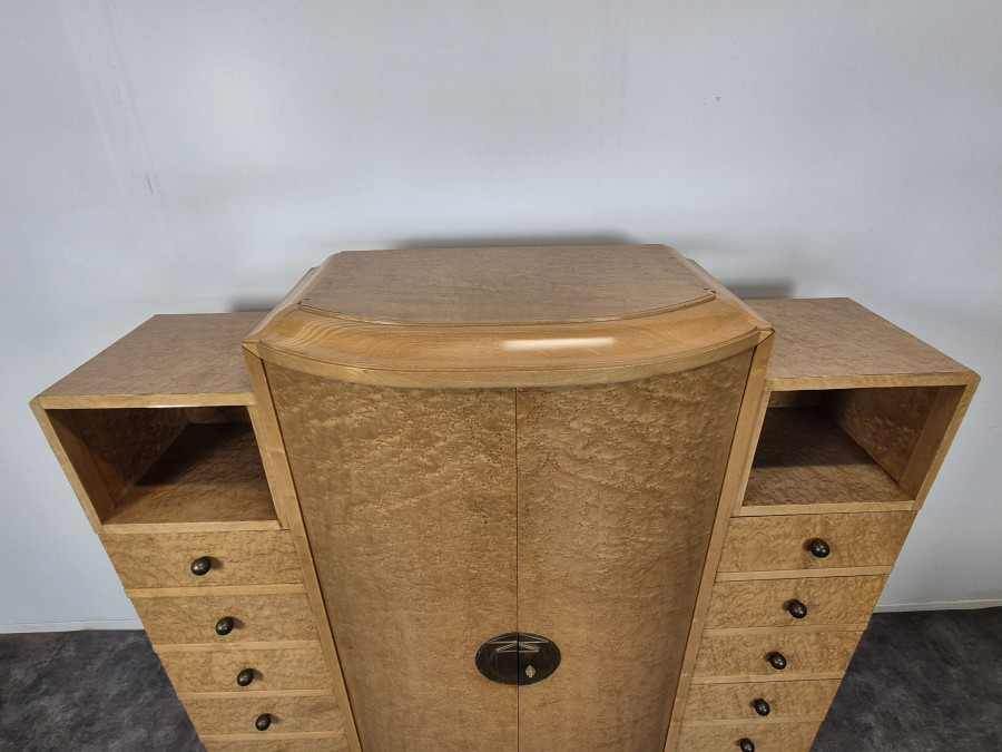 Meuble de rangement en loupe d'amboine