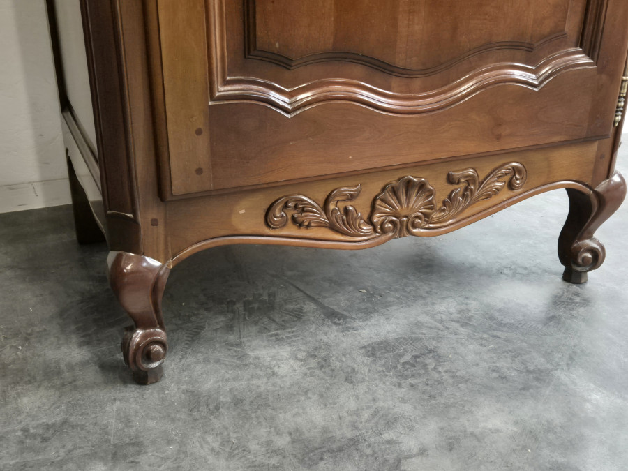 Bonnetière de style Louis Philippe en Merisier