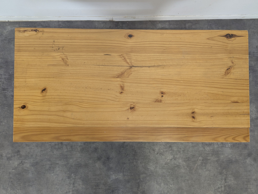 Table basse en pin