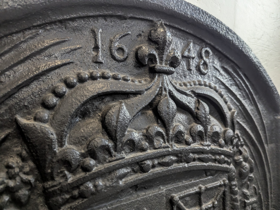 Plaque de cheminée aux Armes de Louis XIII