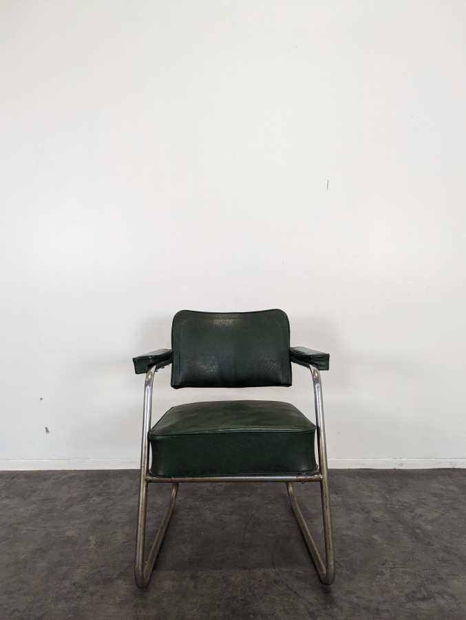 Fauteuil en fer tubulaire des années 50