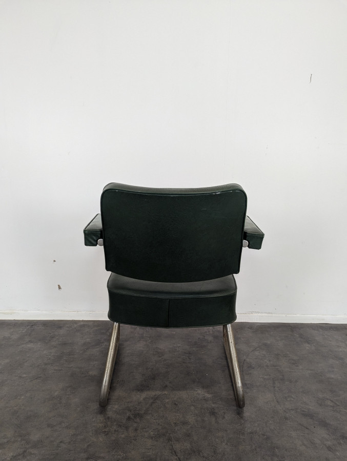 Fauteuil en fer tubulaire des années 50