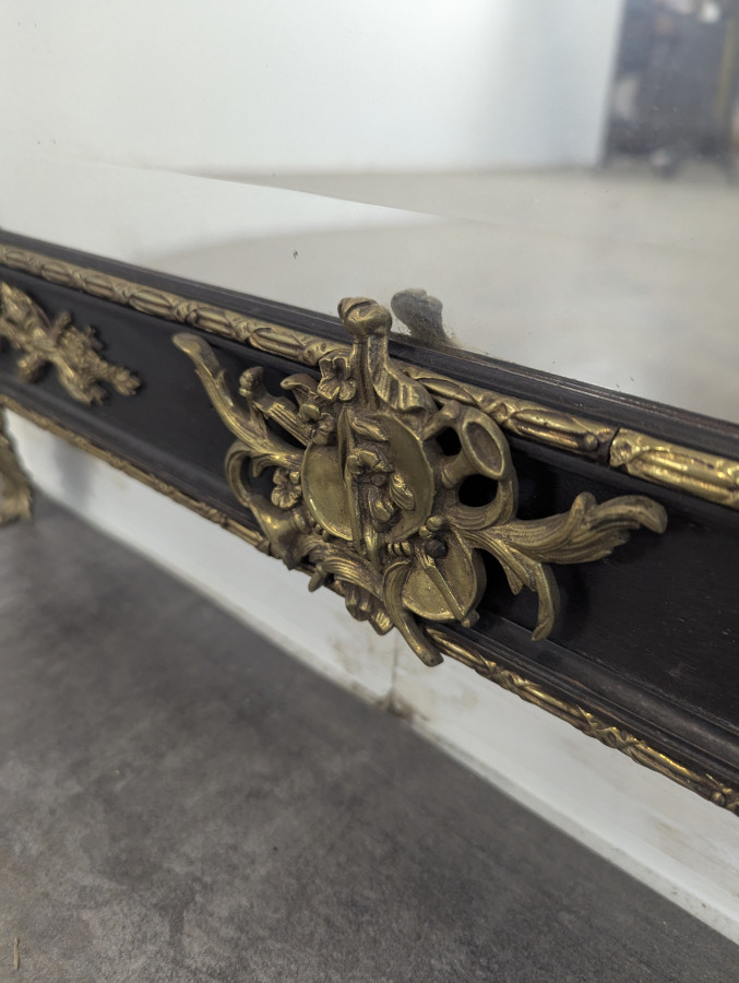 Miroir époque Napoléon III en bois noirci et bronze