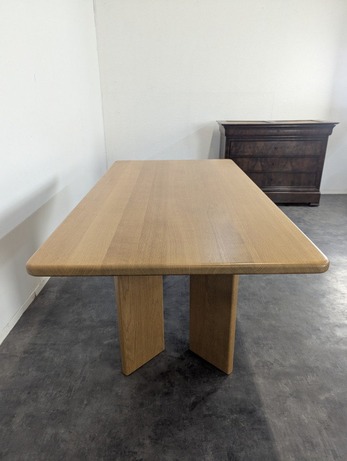 Table de salle à manger en chêne massif