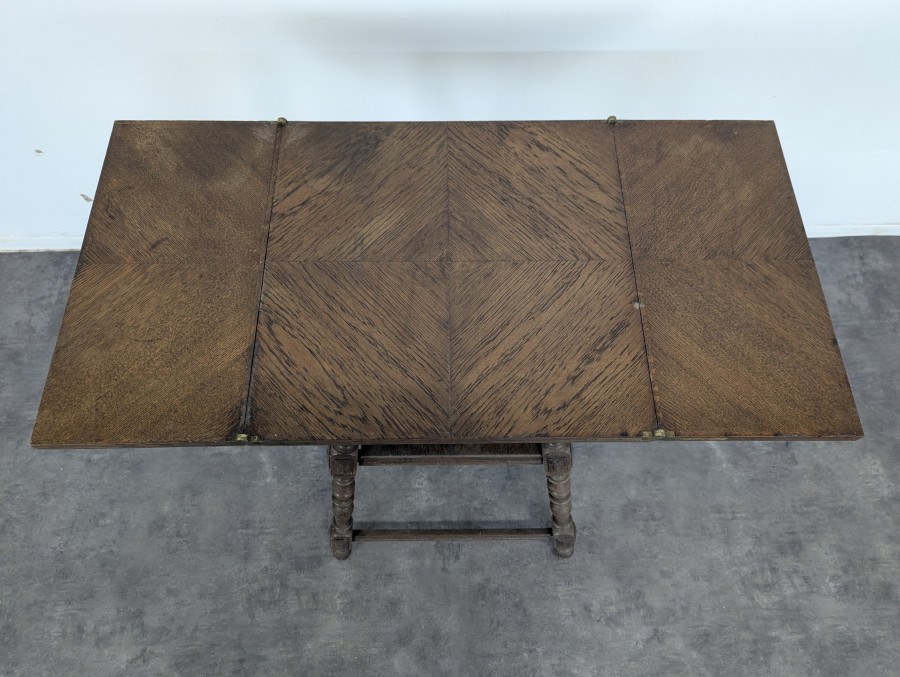 Table d'appoint sellette