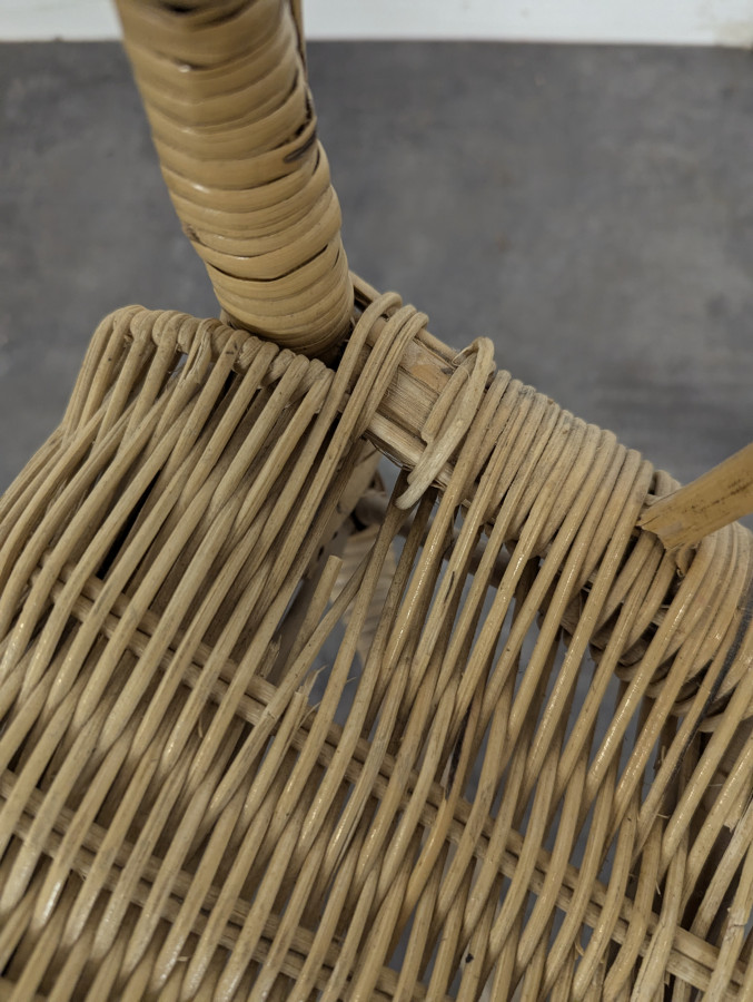 Fauteuil d'enfant en rotin