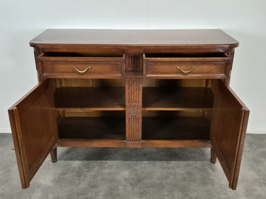 Buffet de style Louis XVI en Merisier