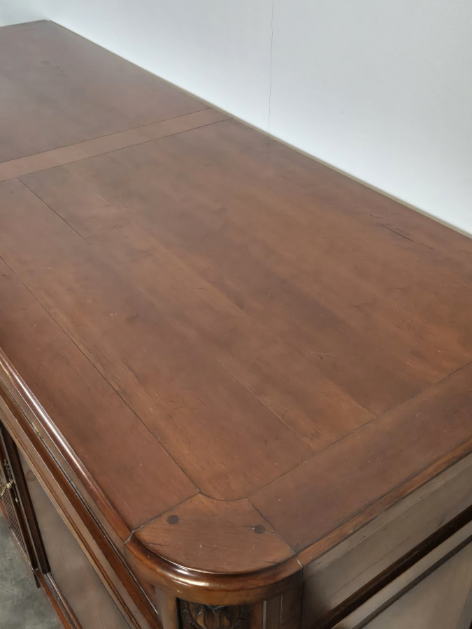 Buffet de style Louis XVI en Merisier