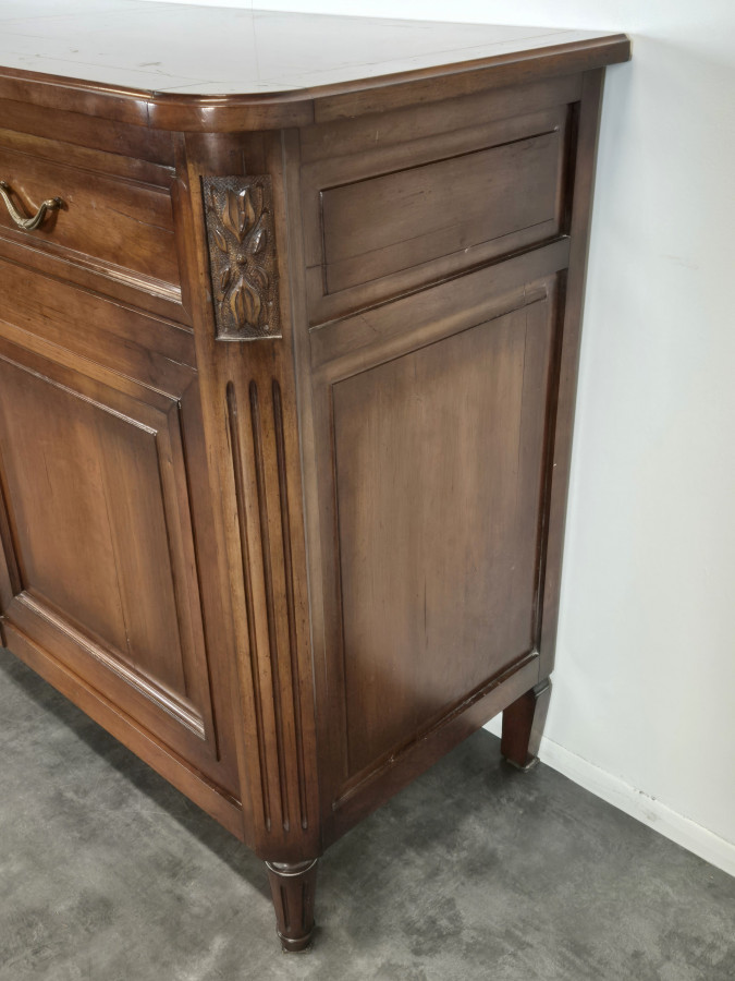 Buffet de style Louis XVI en Merisier