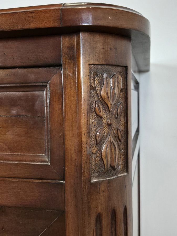 Buffet de style Louis XVI en Merisier
