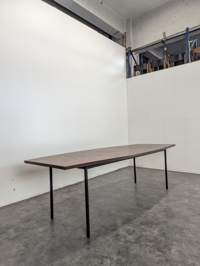 Grande table de conférence Florence Knoll modèle 580 « Executive Table »