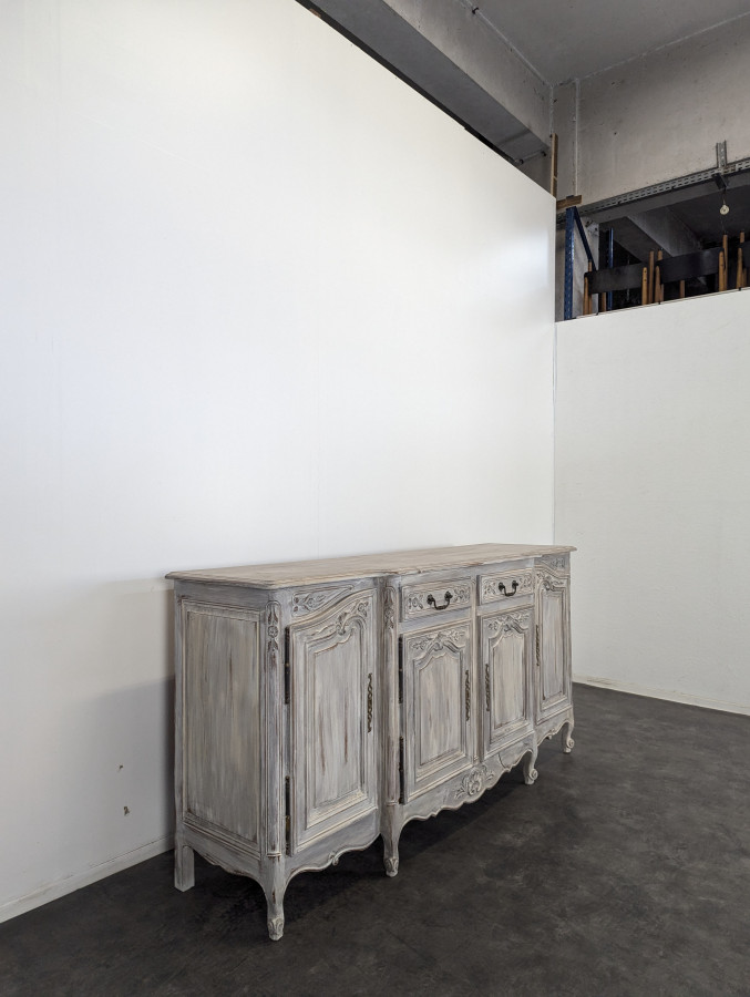 Buffet rustique patiné