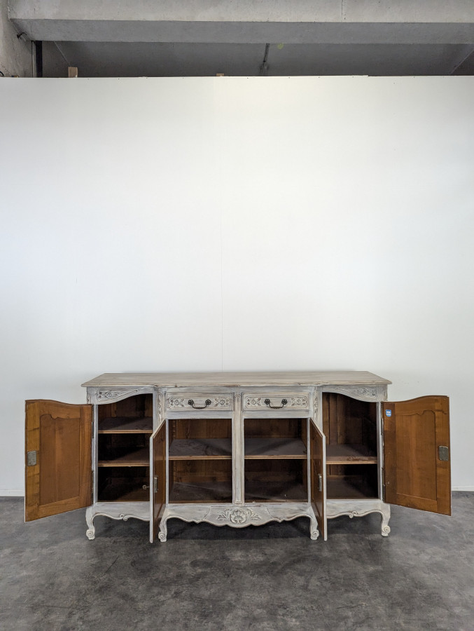 Buffet rustique patiné