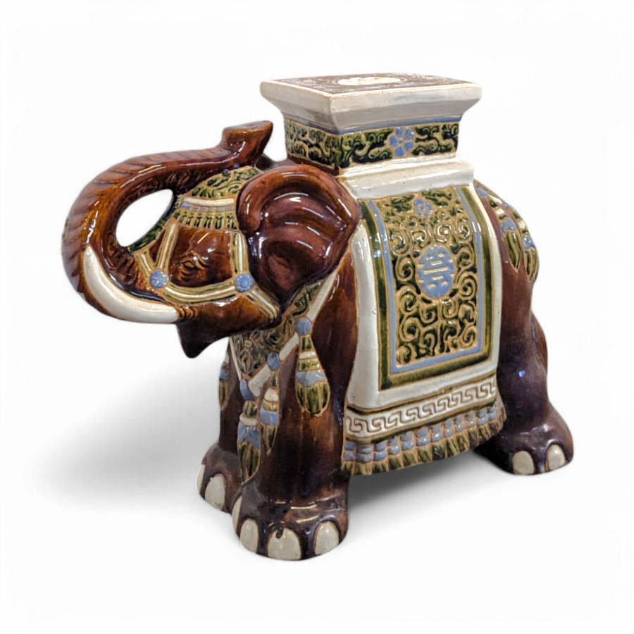 Elephant selette en céramique