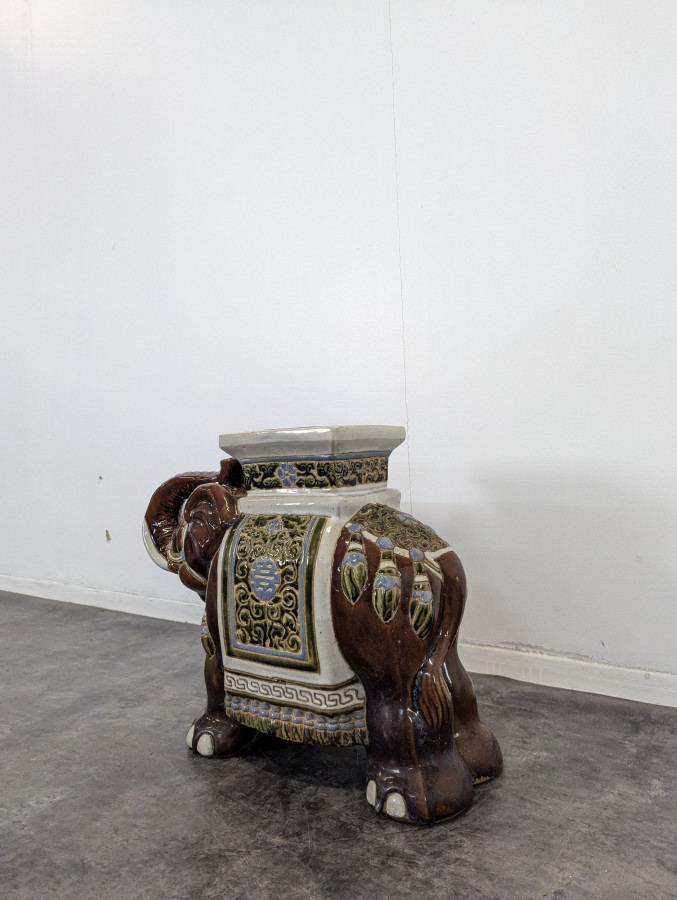 Elephant sellette en céramique