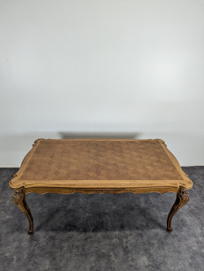 Table de style Louis XV allonges à l'italienne
