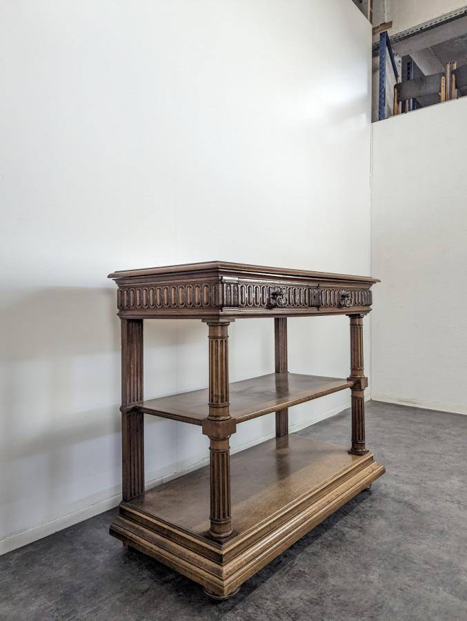 Desserte console de style Henri II en noyer