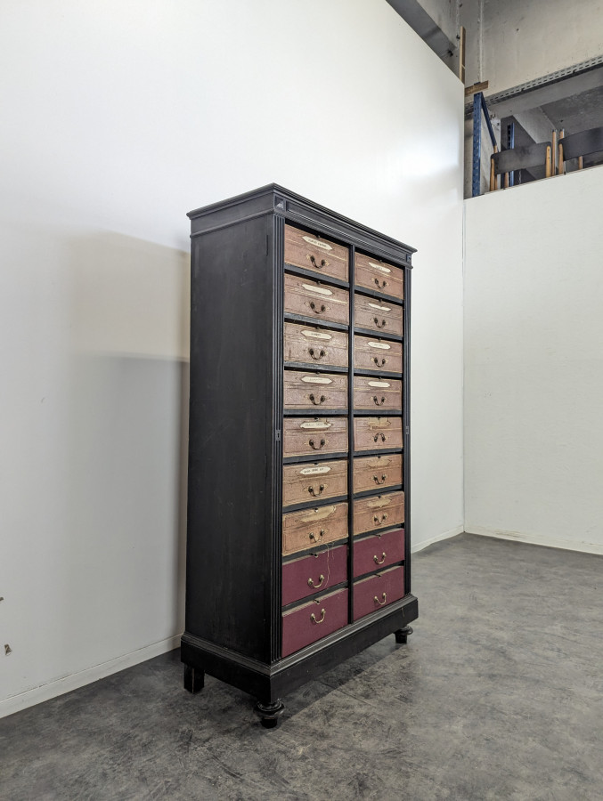 Cartonnier en bois noirci fin XIXe