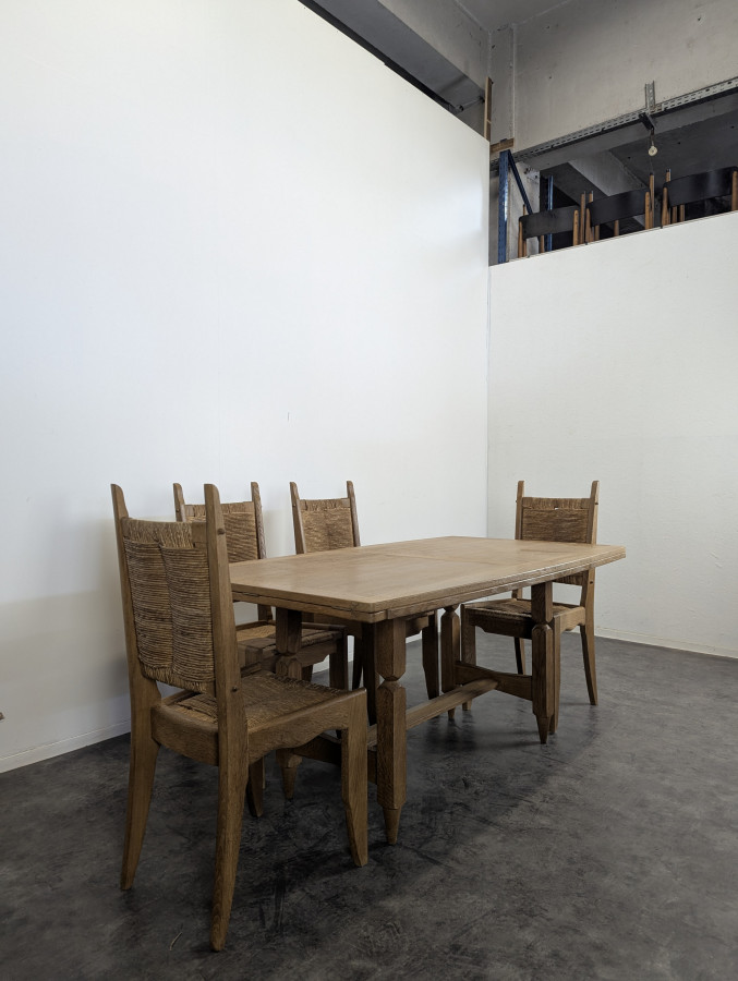 Ensemble Table et 4 chaises en chêne de Guillerme et Chambron