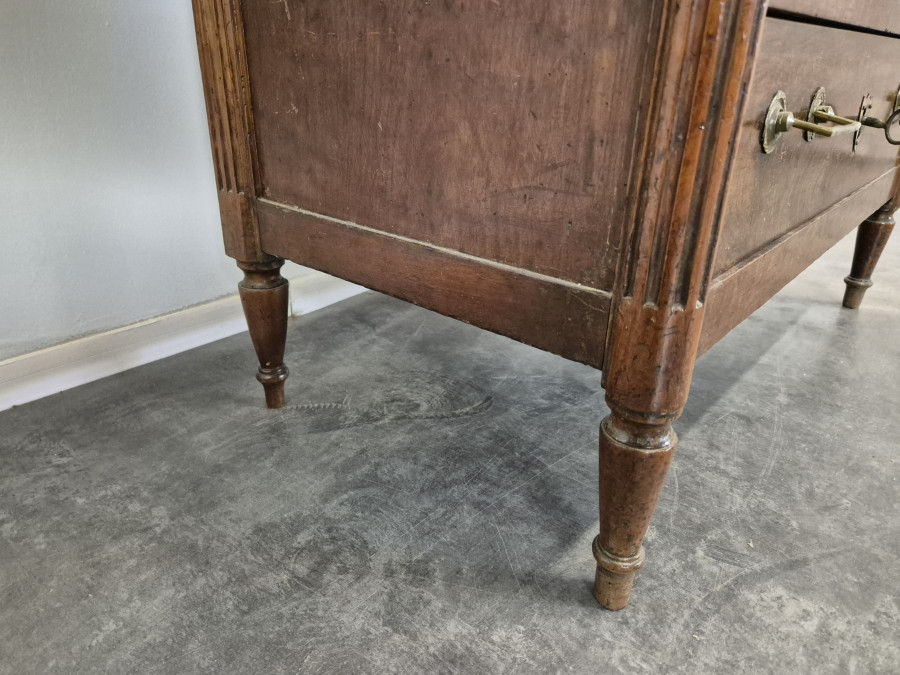 Secrétaire de style Louis XVI en Merisier