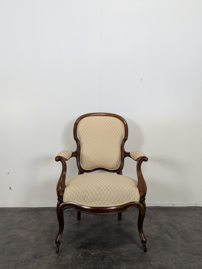 Fauteuil de style Louis XV en Acajou
