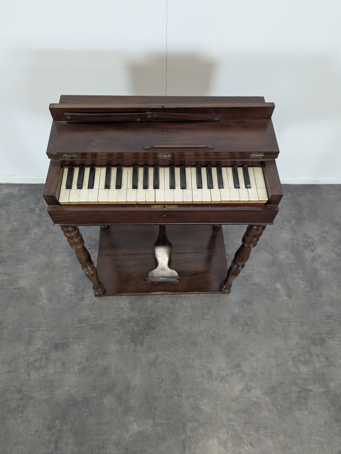 Orgue Expressif ou Harmonium Chameroy