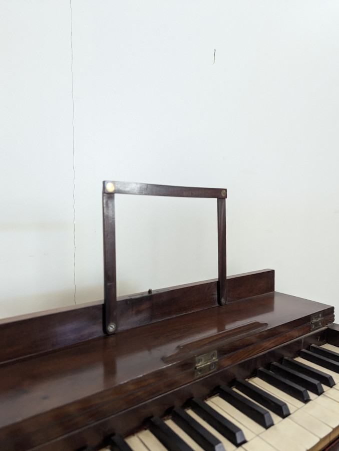 Orgue Expressif ou Harmonium Chameroy