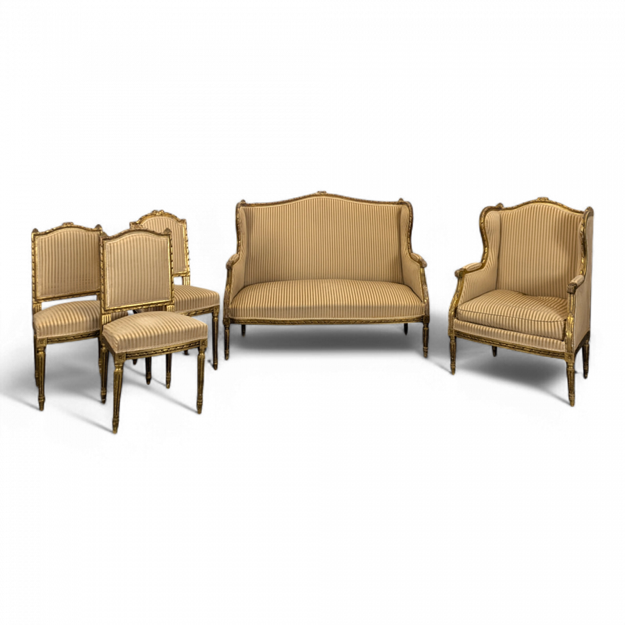 Salon en bois doré de style Louis XVI