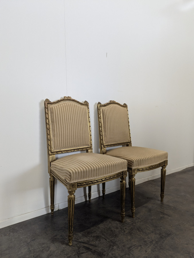 Salon en bois doré de style Louis XVI