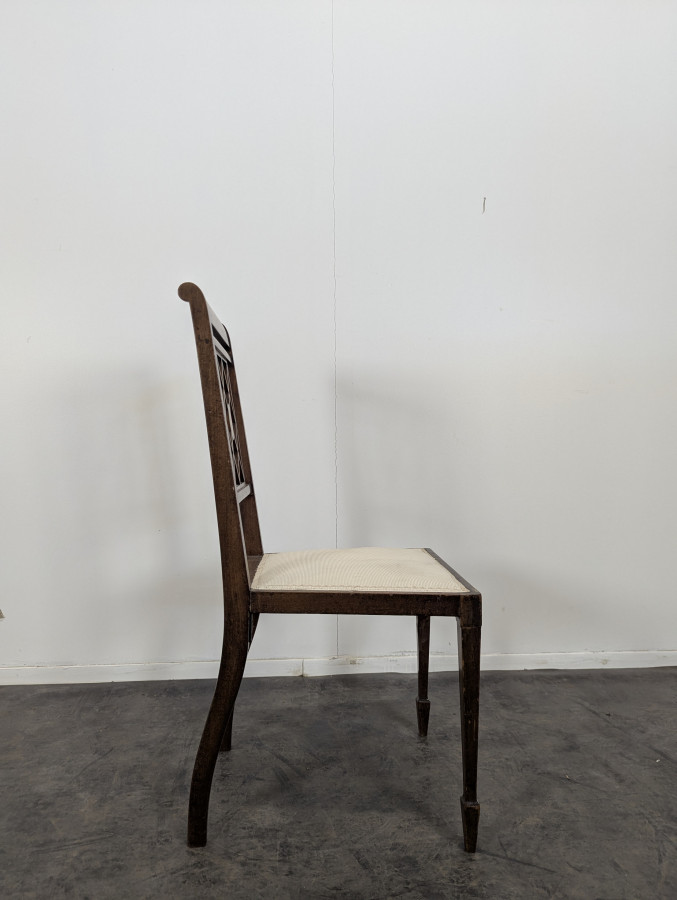 Chaise Anglaise en Marqueterie d'Acajou et Citronnier