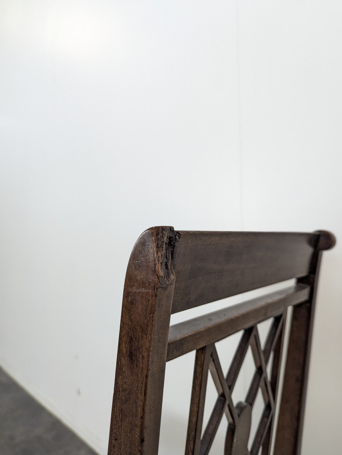 Chaise Anglaise en Marqueterie d'Acajou et Citronnier