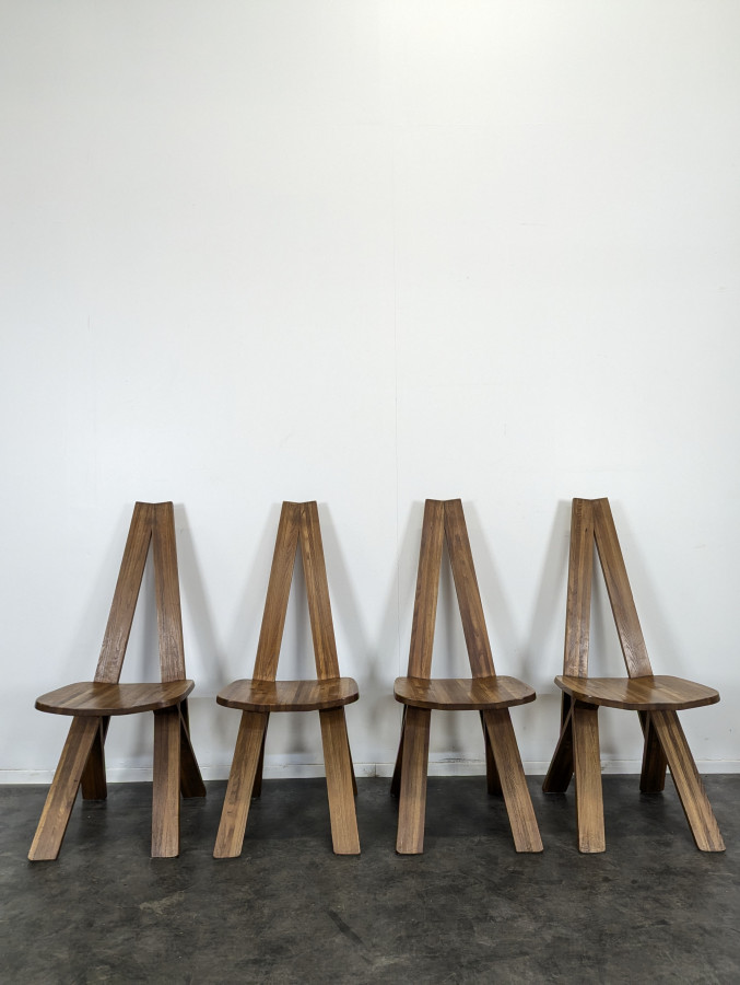 Série de 4 chaises de Pierre Chapo modèle S45 en orme massif