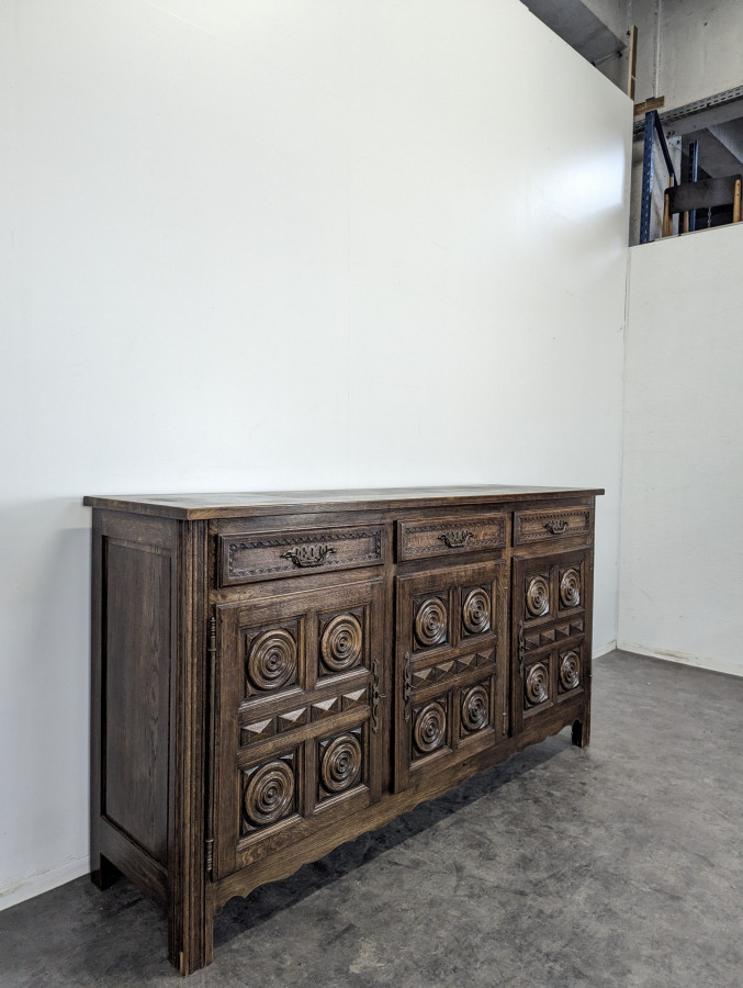 Buffet brutaliste en chêne DLG Dudouyt