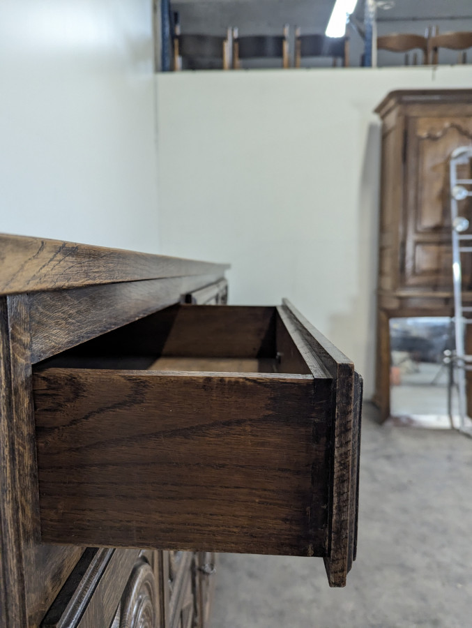 Buffet brutaliste en chêne DLG Dudouyt