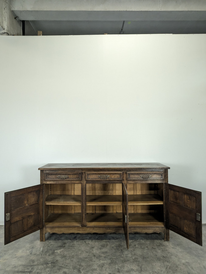 Buffet brutaliste en chêne DLG Dudouyt