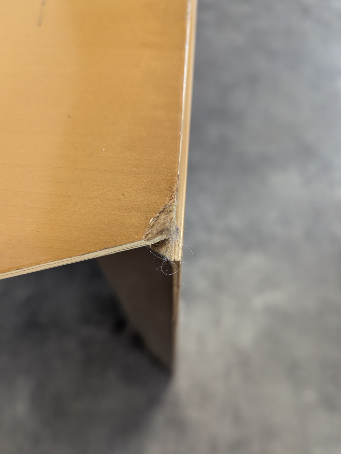 Table de conférence des années 80 en placage d'érable