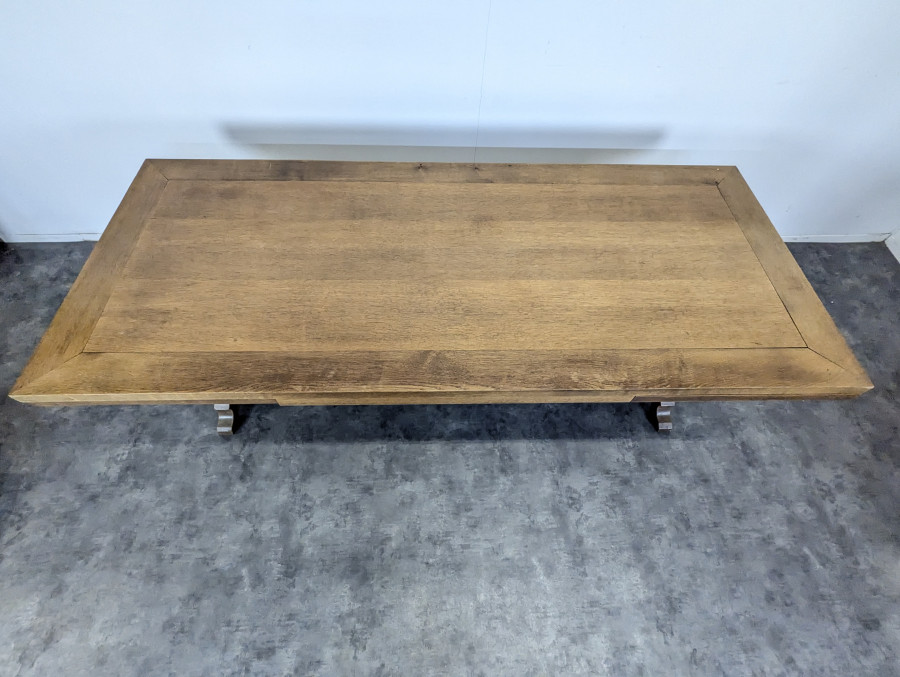 Table à manger de style Espagnole en chêne avec allonges