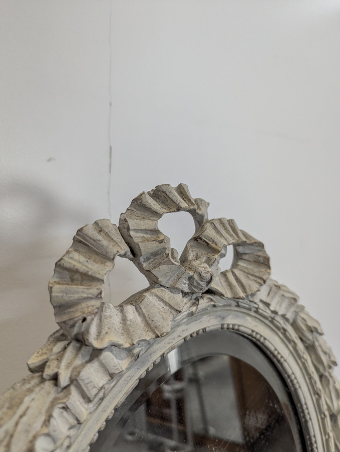 Coiffeuse réchampie de style Louis XVI