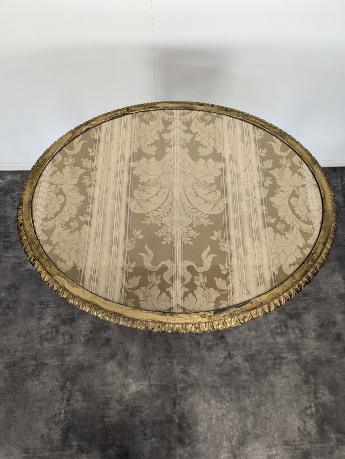 Table de salon en bois doré et cannage de style Louis XVI