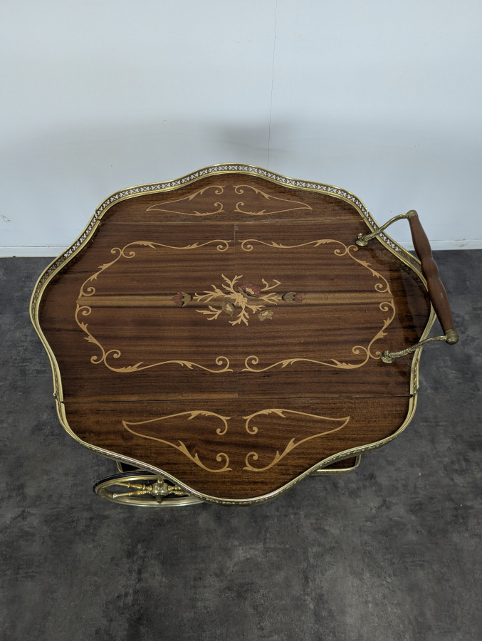 Desserte roulante en laiton et marqueterie