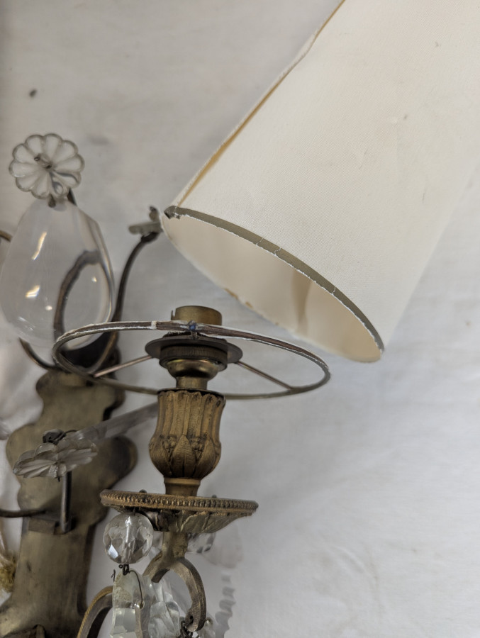Paire d'appliques en cristaux