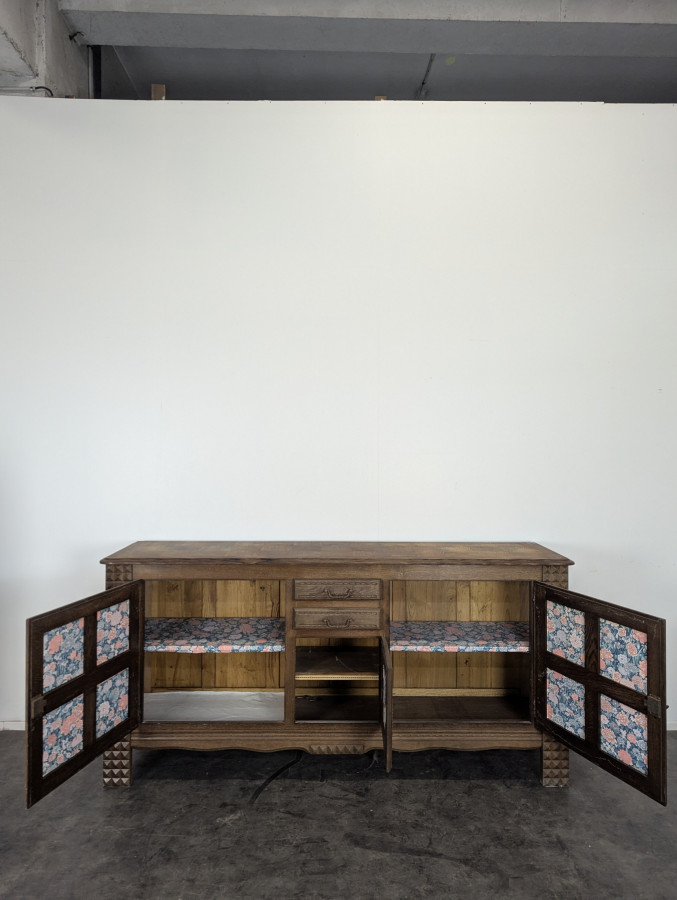 Buffet brutaliste en chêne DLG Dudouyt