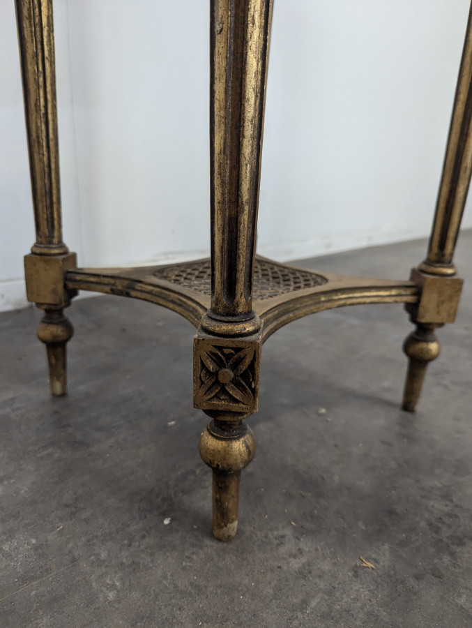 Sellette en bois doré de style Louis XVI
