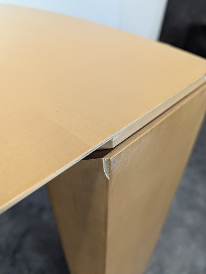 Table de conférence des années 80 en placage d'érable