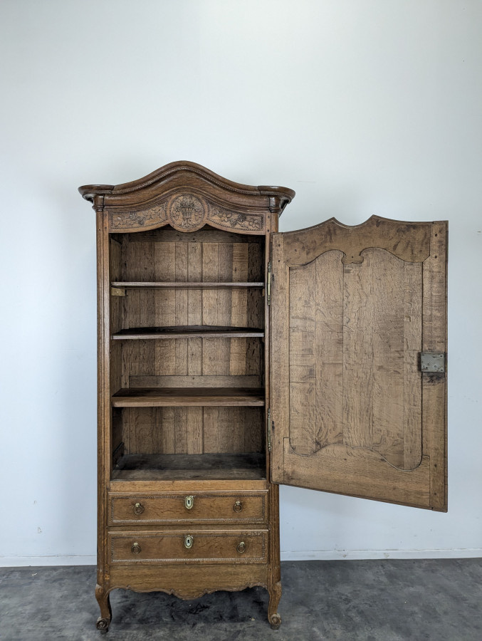 Commode bonnetière cauchoise en chêne