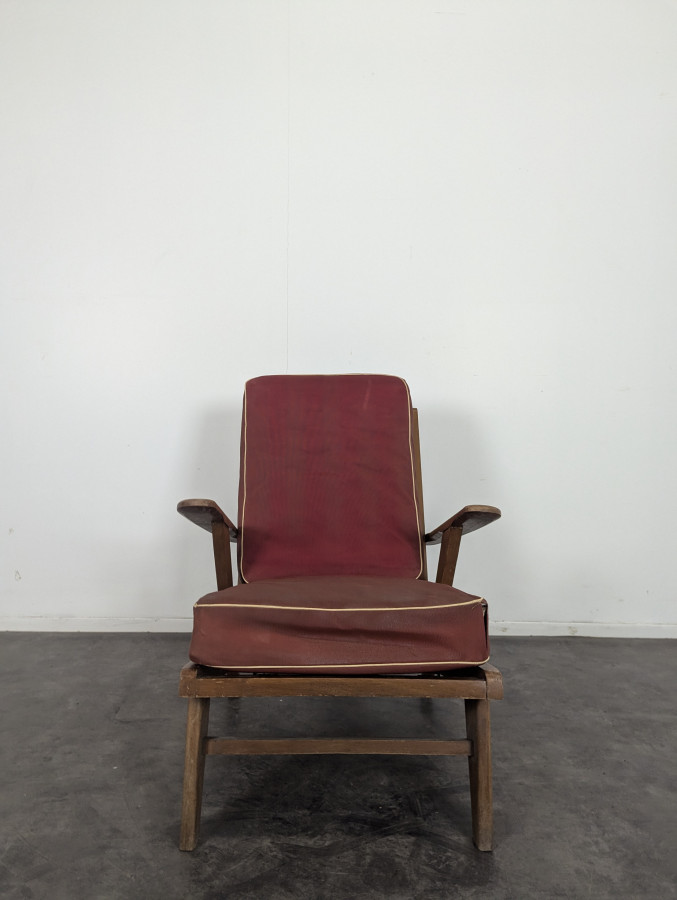 Fauteuil vintage époque Reconstruction pieds Compas
