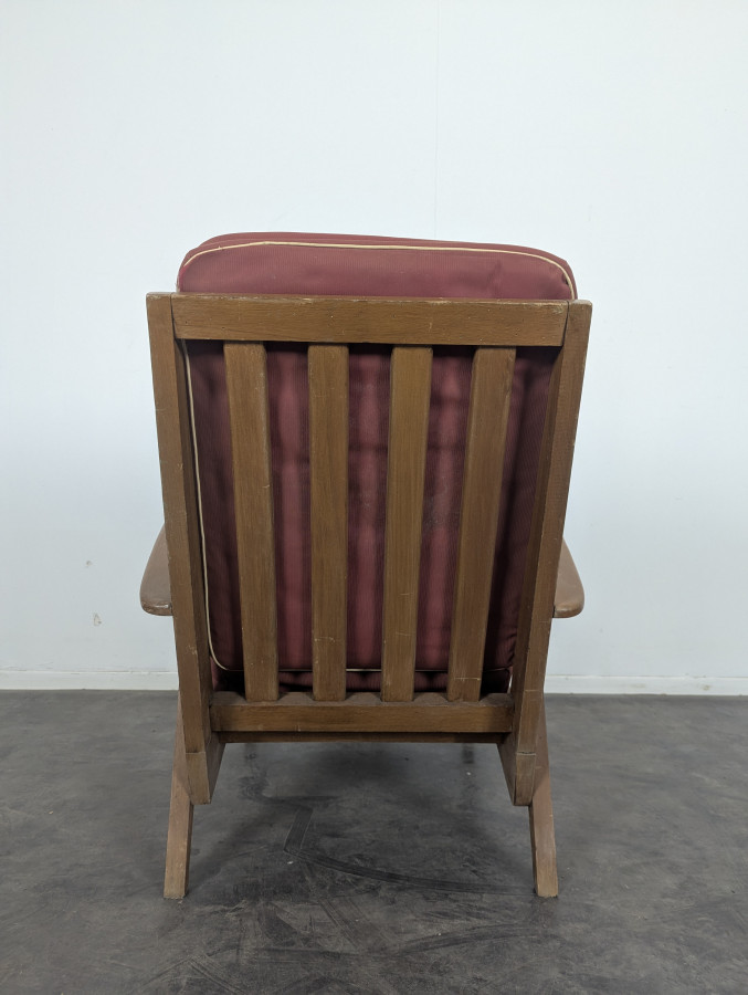 Fauteuil vintage époque Reconstruction pieds Compas
