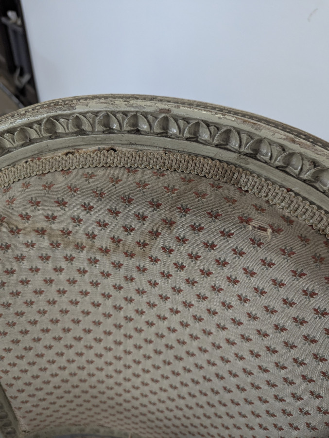 Paire de fauteuil de style Louis XVI réchampis