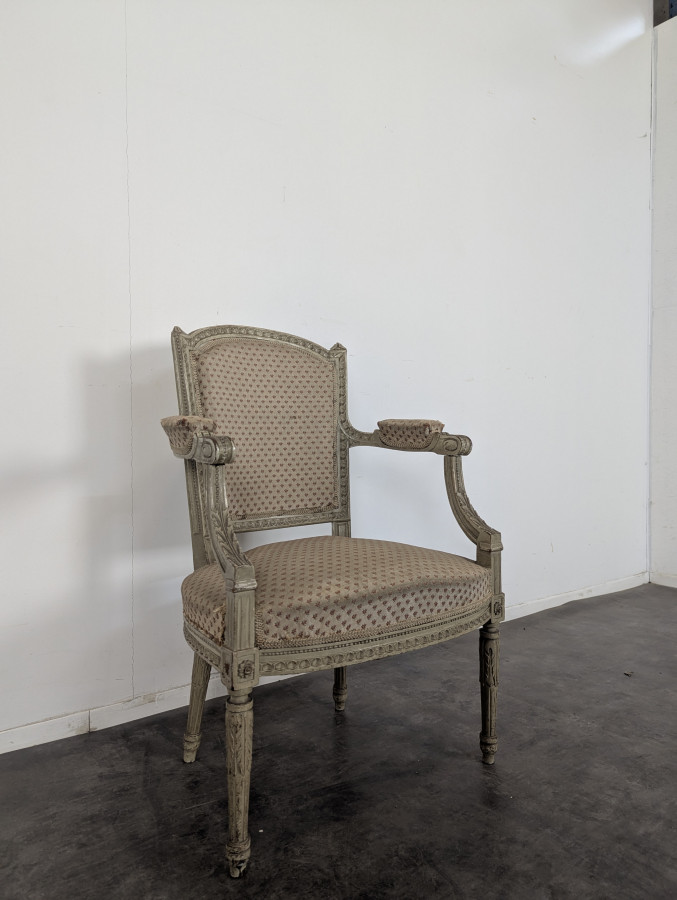 Paire de fauteuil de style Louis XVI réchampis
